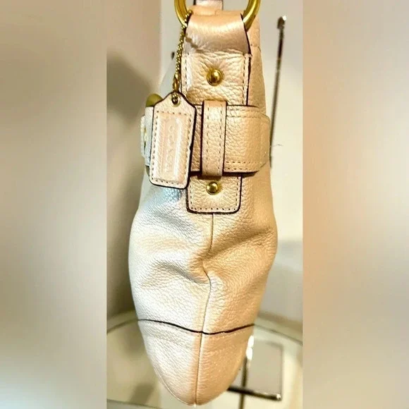 Gently Used COACH Tan Leather Soho Shoulder Bag - Picture 3 of 8